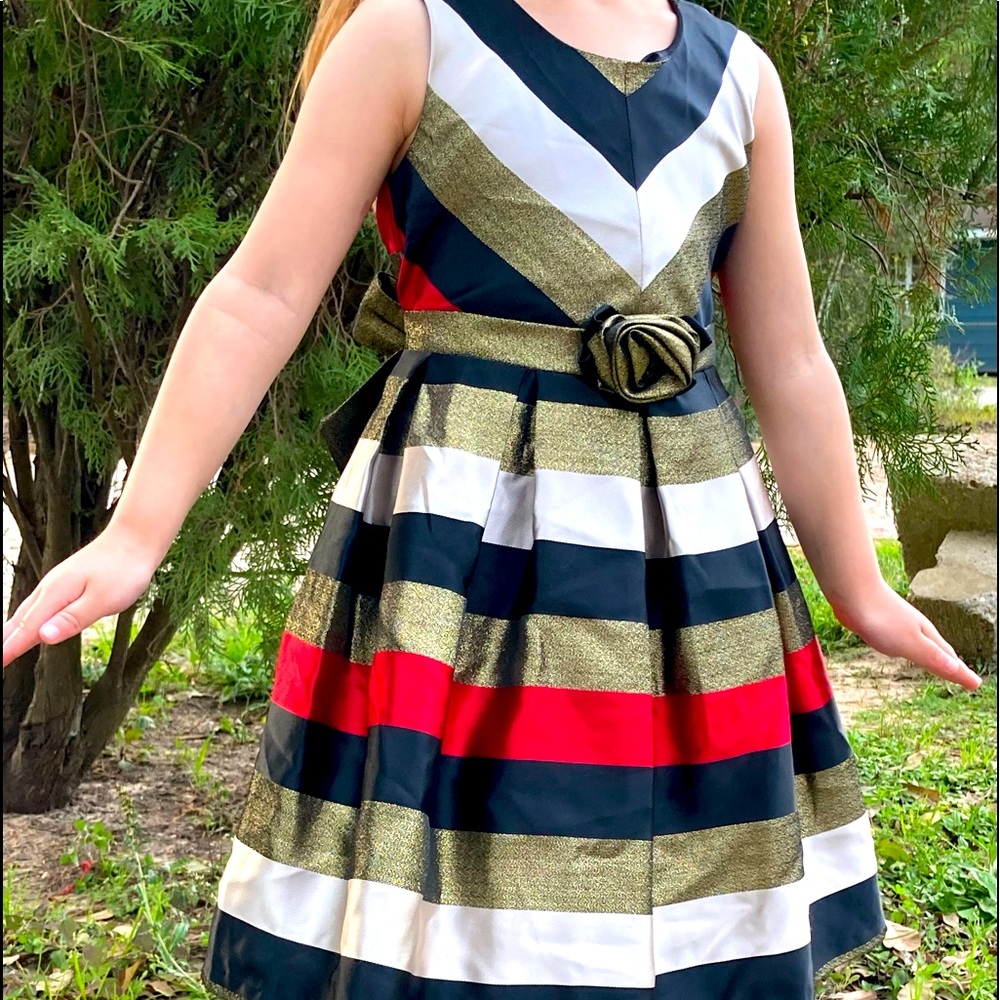 Super cute evening gown!